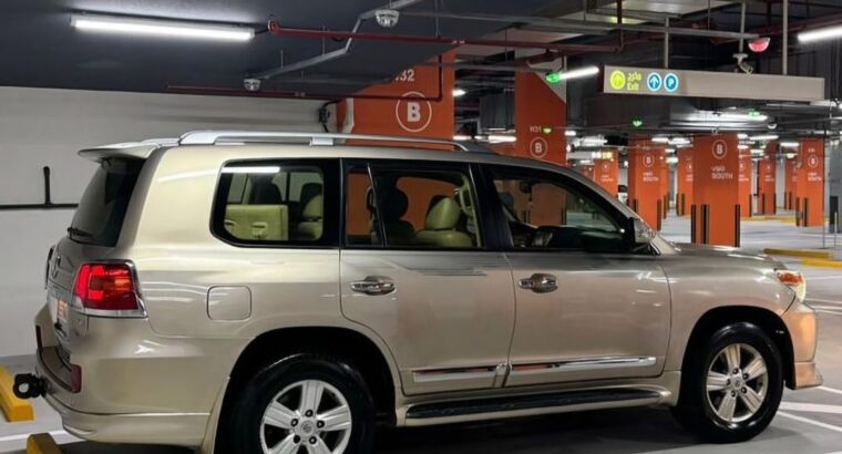 Toyota Land cruiser GXR 2014 Gcc for sale