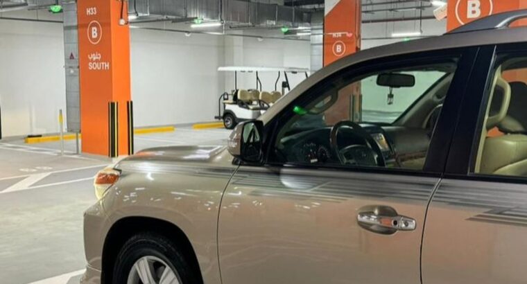 Toyota Land cruiser GXR 2014 Gcc for sale