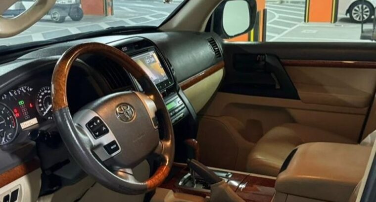 Toyota Land cruiser GXR 2014 Gcc for sale