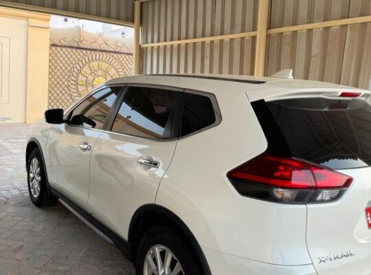 Nissan X trail 2020 Gcc in good condition