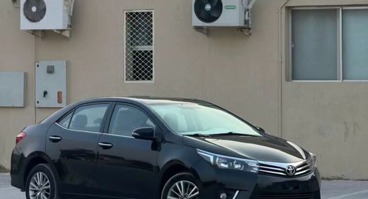 Toyota Corolla SE+ full option 2015 Gcc for sale