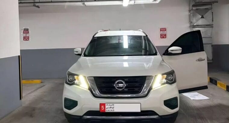 Nissan Pathfinder full option 2018 Gcc for sale