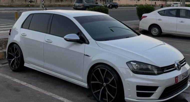 Volkswagen Golf R 2016 Gcc for sale