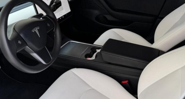 Tesla model 3 performance 2023 Gcc for sale