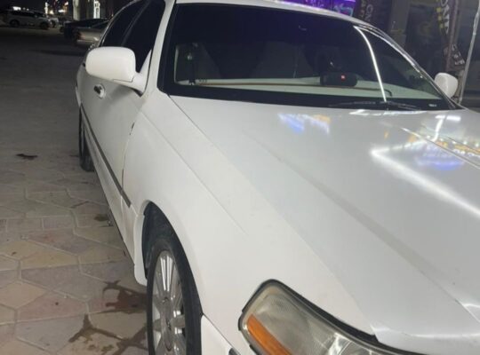 Lincoln Town car 2003 usa imported for sale