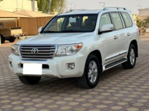 Toyota Land cruiser vxr 5.7 full option 2014 for