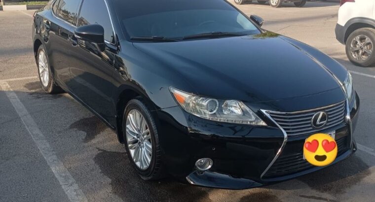 Lexus ES350 in good condition 2013 usa imported
