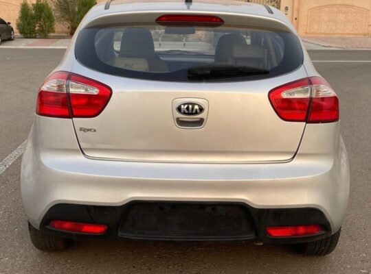 Kia Rio 2013 full option Gcc for sale