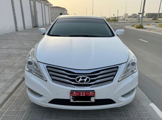 Hyundai Azira full option 2014 Gcc for sale