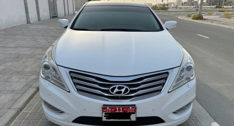 Hyundai Azira full option 2014 Gcc for sale
