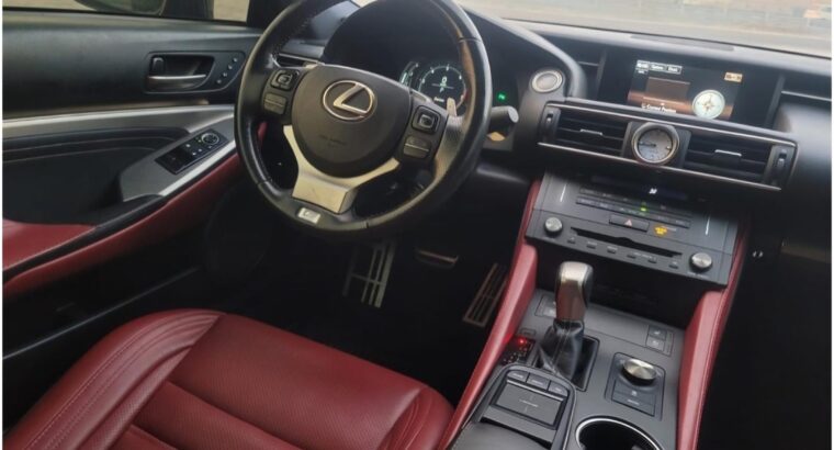 Lexus RC300 coupe 2016 in good condition