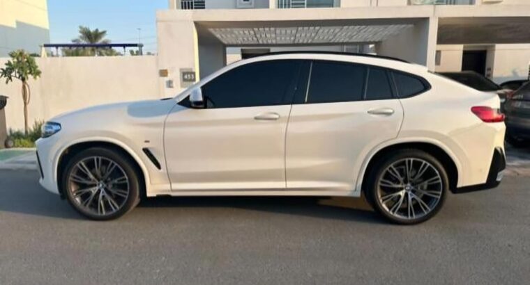 BMW X4 full option 2022 Gcc in perfect condition