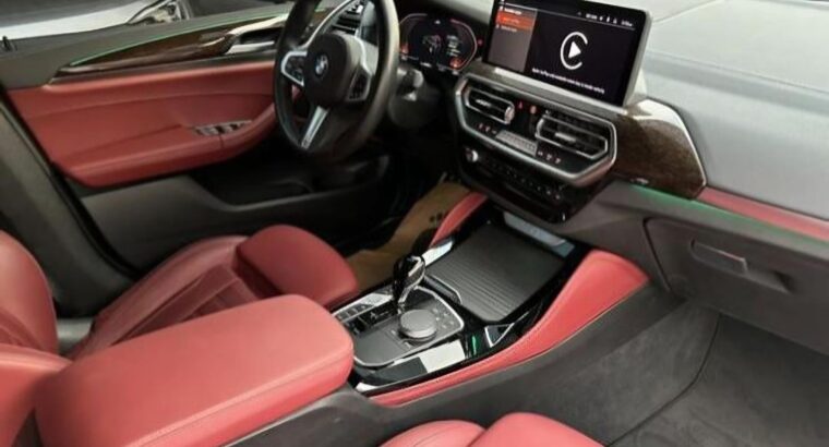 BMW X4 full option 2022 Gcc in perfect condition