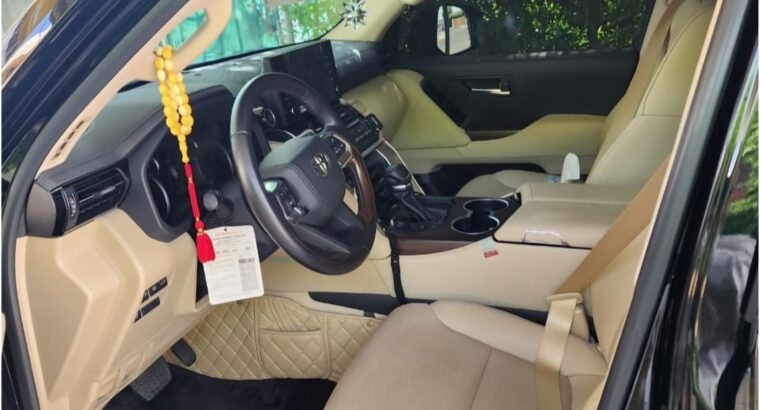 Toyota Land cruiser GXR 2022 full option Gcc