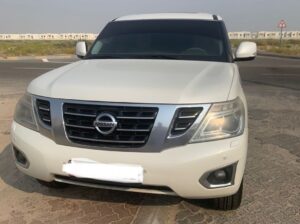 Nissan patrol SE 2015 base option for sale