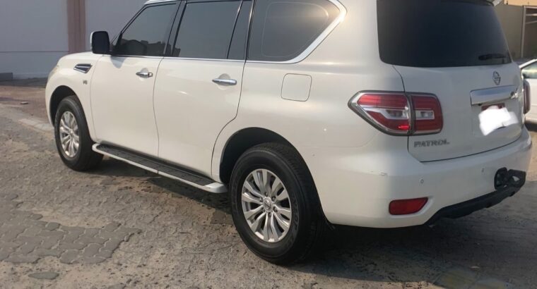 Nissan patrol SE 2015 base option for sale