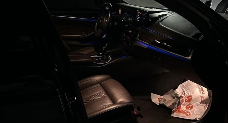 BMW 530i Gcc full option 2018 in good condition