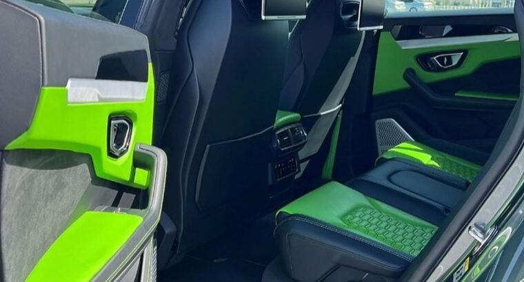 Lamborghini Urus 2019 fully loaded for sale