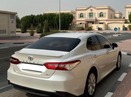 Toyota Camry GLE 2019 Gcc full option for sale