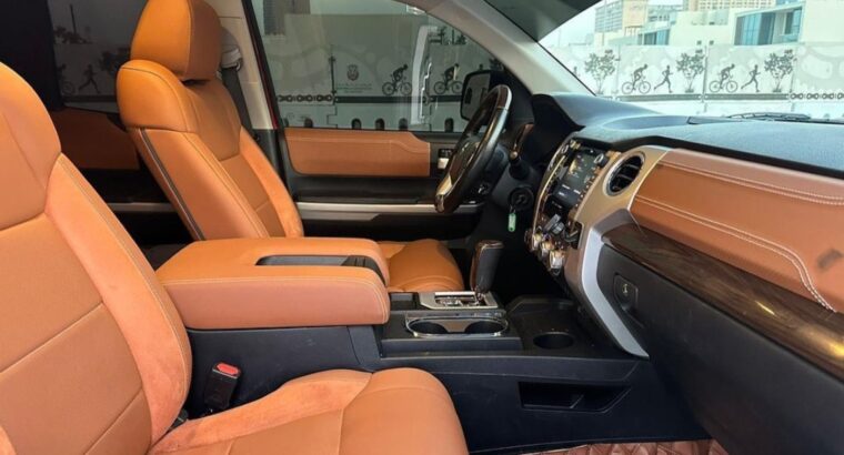 Toyota tundra 5.7 full option 2020 usa imported