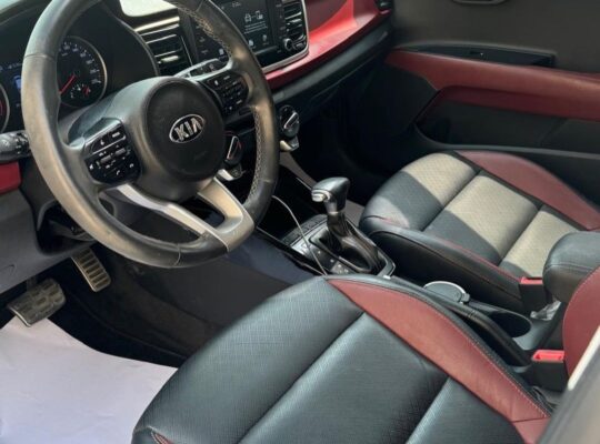 Kia Rio full option 2020 Gcc for sale