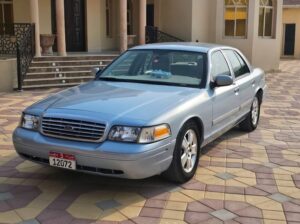 Ford crown Victoria 2011 usa imported for sale