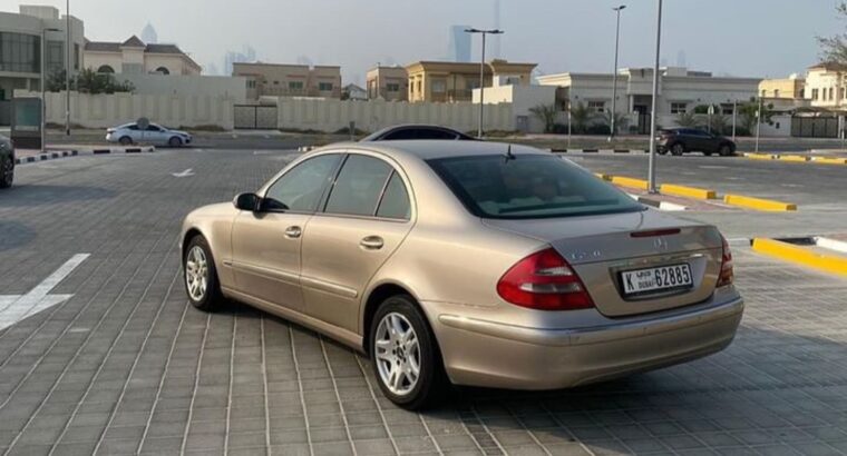 Mercedes E240 Gcc full option 2004 for sale