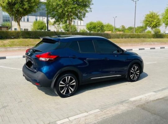 Nissan kicks SR 2020 full option usa imported