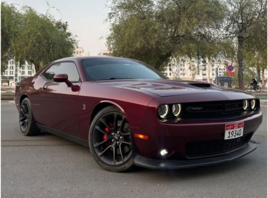 Dodge challenger scatback 6.4L full option 2020 us