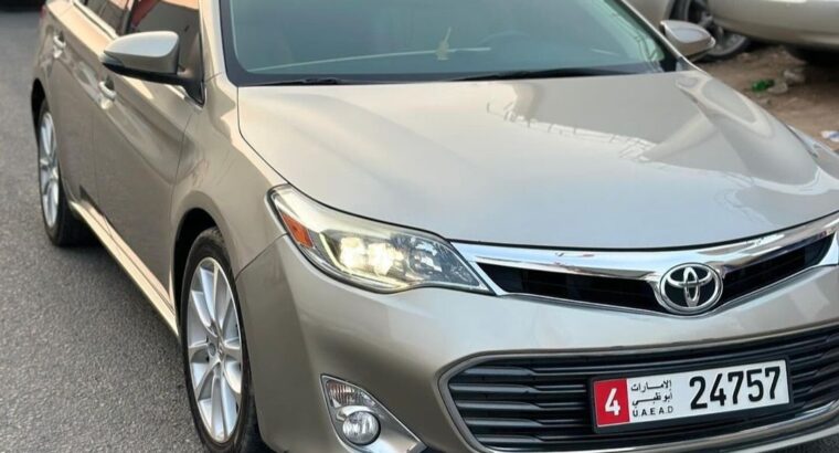 Toyota Avalon 2013 limited in good condition