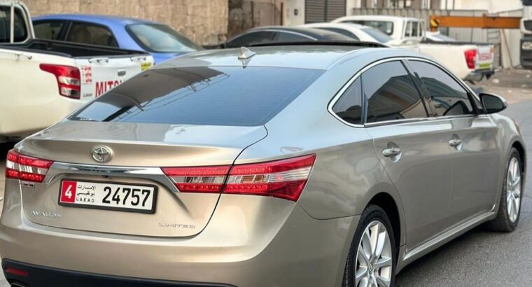 Toyota Avalon 2013 limited in good condition