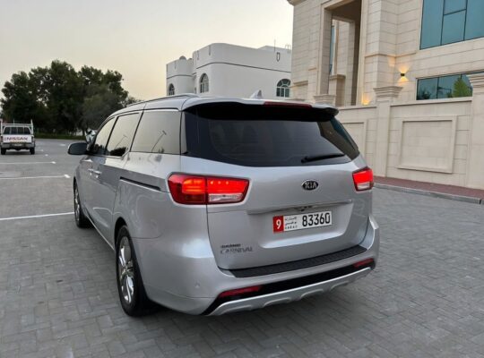 Kia Grand Carnival Gcc 2016 for sale