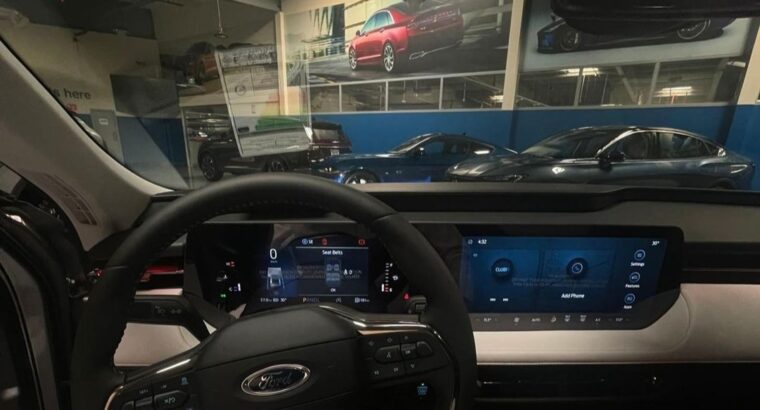 Ford Taurus 2023 full option Gcc in perfect condi