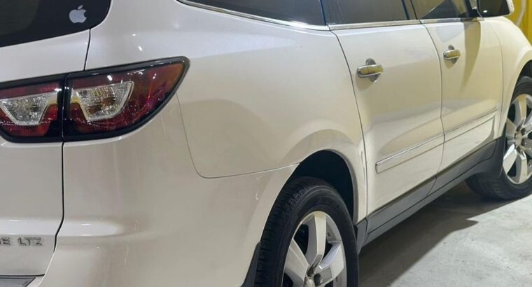 Chevrolet Travers 2014 Gcc in good condition for