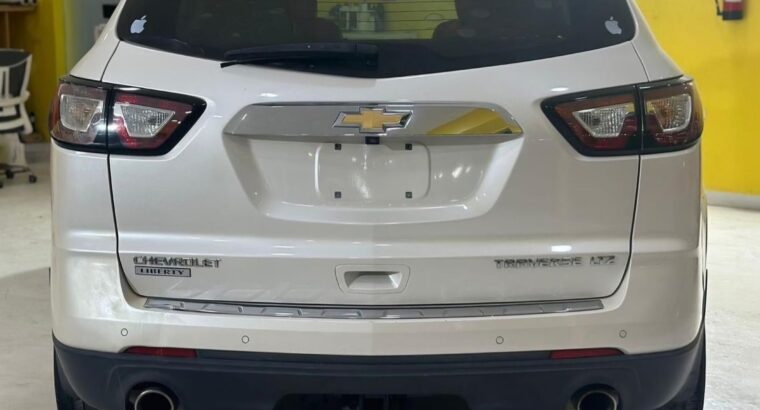 Chevrolet Travers 2014 Gcc in good condition for
