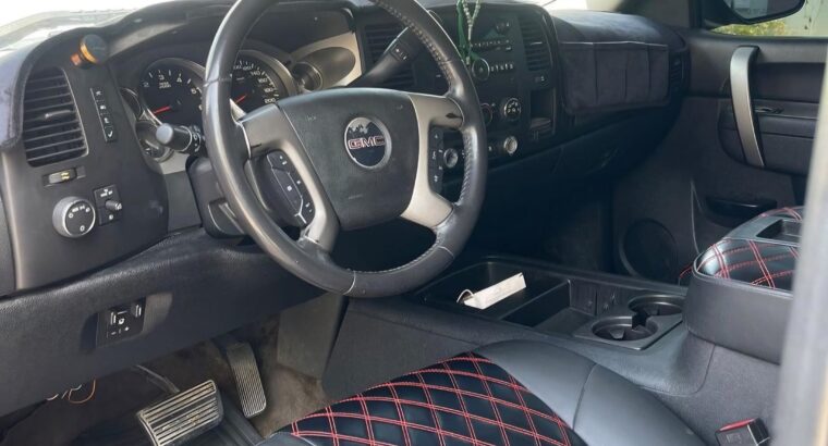 Gmc Sierra 2011 SLE Gcc for sale