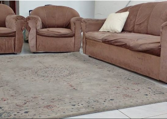 Sofa set + carpet for sale