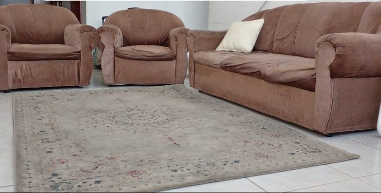 Sofa set + carpet for sale