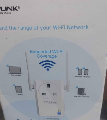 TP-LINK 300Mbps WiFi Range Extender For Sale