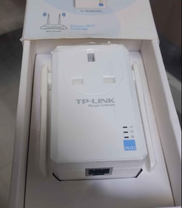 TP-LINK 300Mbps WiFi Range Extender For Sale