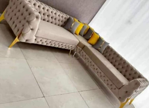 Tuffted Sofa Set for sale