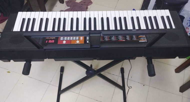 Yamaha PSR-F51 61-Keys Portable Keyboard For Sale
