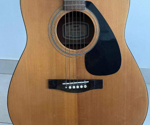 Yamaha guitar for sale