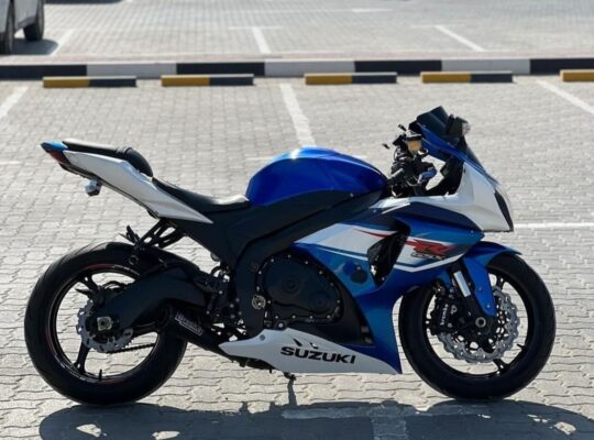 Suzuki 1000 model 2016 Gcc ABS for sale