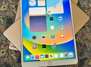 Apple ipad Air3 in excellent condition for sale