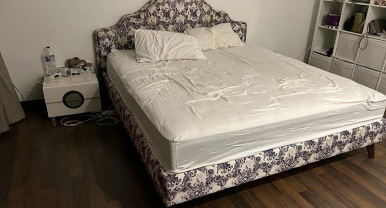 king bed with mattress and 2 side tables for sale