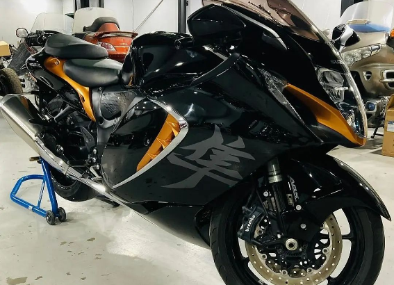Suzuki Hayabusa 2022 Imported in excellent conditi