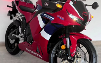 CBR600 Honda 2022 in perfect condition for sale