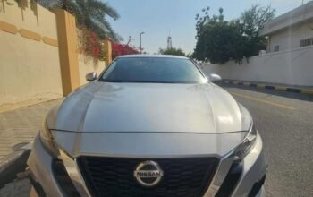 Nissan Altima 2019 In excellent condition for sale