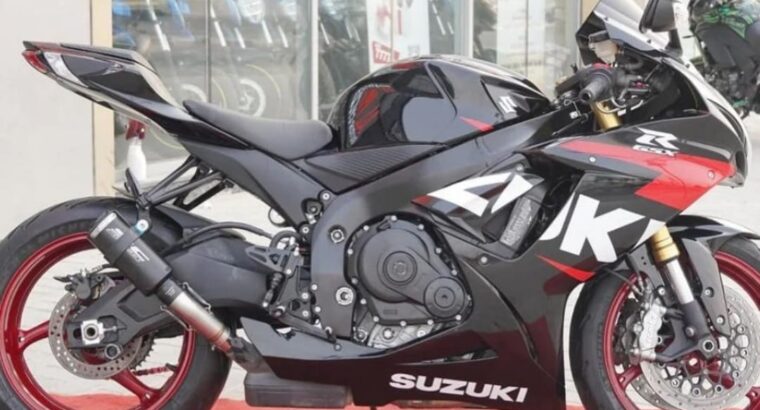 Suzuki 750 2020 in excellent condition for sa